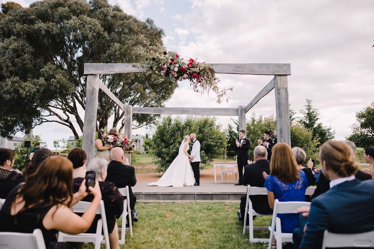 Tallagandra Hill Winery